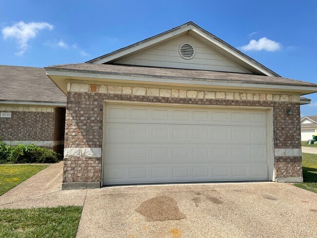 801 Quarter Horse Trail-Unit -bda73b7e-d5f8-11eb-9d31-02563e88f769 in Waco, TX - Building Photo - Building Photo