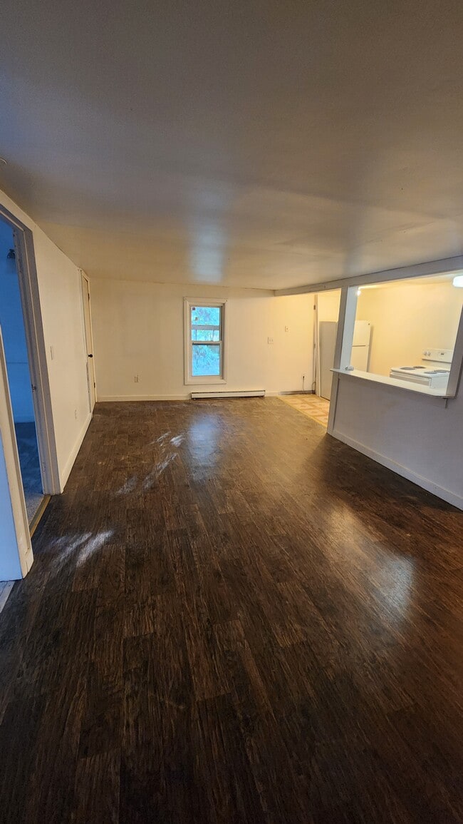 44 Highland Ave, Unit Upper