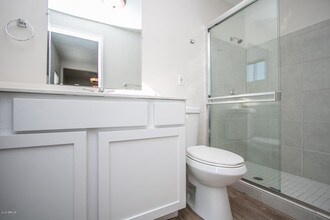 1026 E Pierce St-Unit -B in Phoenix, AZ - Building Photo - Building Photo