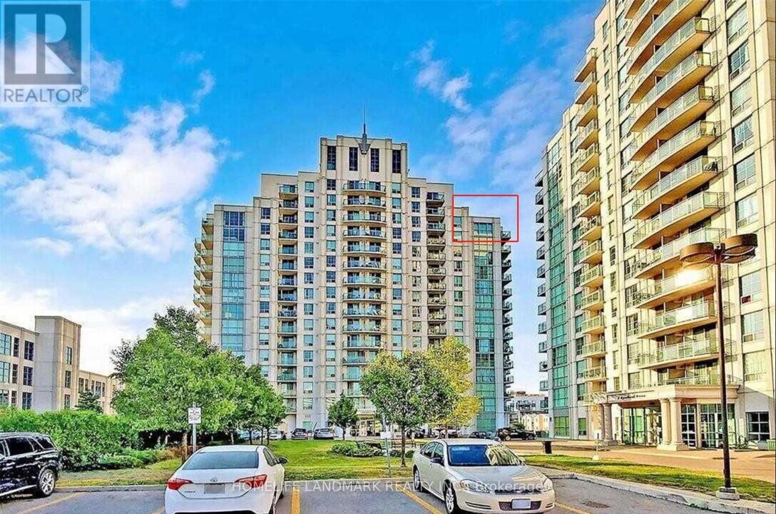 6 Rosebank Dr in Toronto, ON - Building Photo