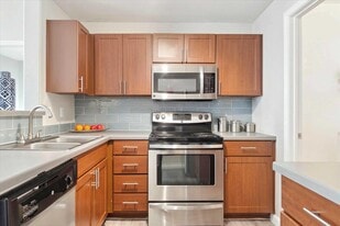 The Turn in Phoenix, AZ - Building Photo