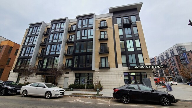 1405 W St NW in Washington, DC - Building Photo - Building Photo