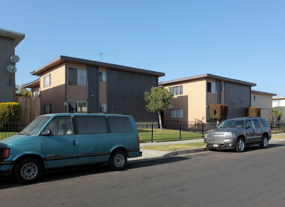 1627 W 206th St in Torrance, CA - Building Photo