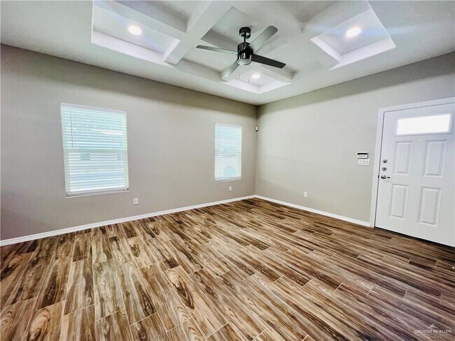 4213 La Vista Ave-Unit -2 in McAllen, TX - Building Photo - Building Photo