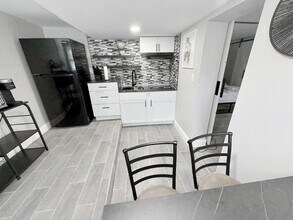 1 S Rosedale St in Baltimore, MD - Building Photo - Building Photo
