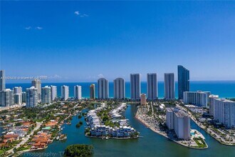 440 Poinciana Island Dr, Unit 1615 in Sunny Isles Beach, FL - Building Photo - Building Photo