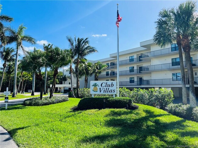 property at 221 NE Plantation Rd