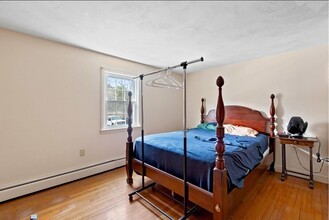 157 Stone St.-Unit -2 in Walpole, MA - Building Photo - Building Photo