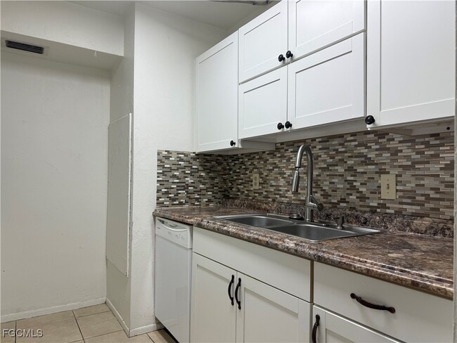 property at 2828 Jackson St