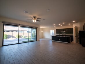 8014 W Nicolet Ave in Glendale, AZ - Building Photo - Building Photo