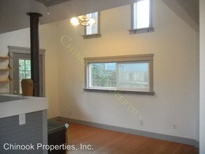 1574 Jefferson St in Eugene, OR - Building Photo - Building Photo