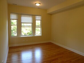 1448 N Leavitt St, Unit 3 in Chicago, IL - Building Photo - Building Photo