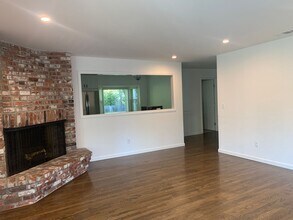 974 Lundy Ln in Los Altos, CA - Building Photo - Building Photo