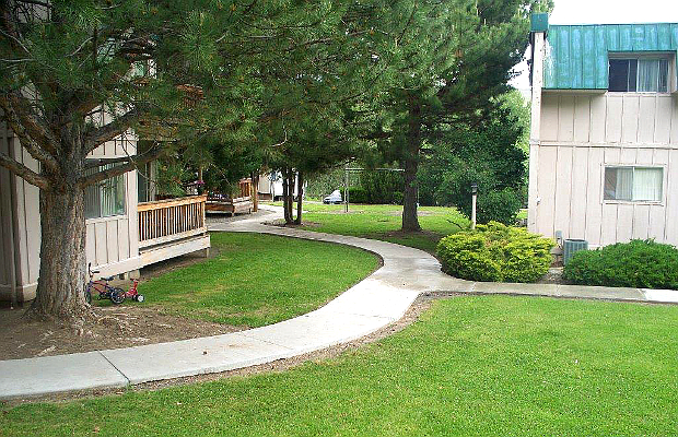 Meadowbrook in John Day, OR - Building Photo - Building Photo