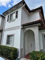 8440 SW 150th Ave in Miami, FL - Building Photo