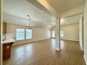3108 Mt Nebo Dr in Yukon, OK - Building Photo - Building Photo