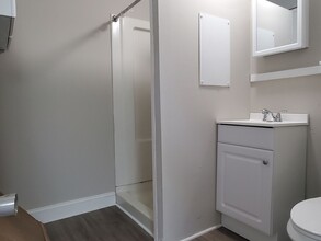 90 Scottsville Rd, Unit 2 in Rochester, NY - Building Photo - Building Photo
