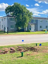 Elmwood Terrace in Abilene, TX - Foto de edificio - Building Photo