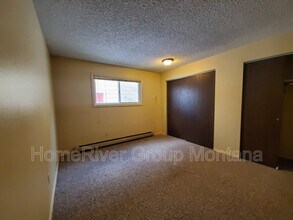 911 Pattee Creek Dr in Missoula, MT - Building Photo - Building Photo
