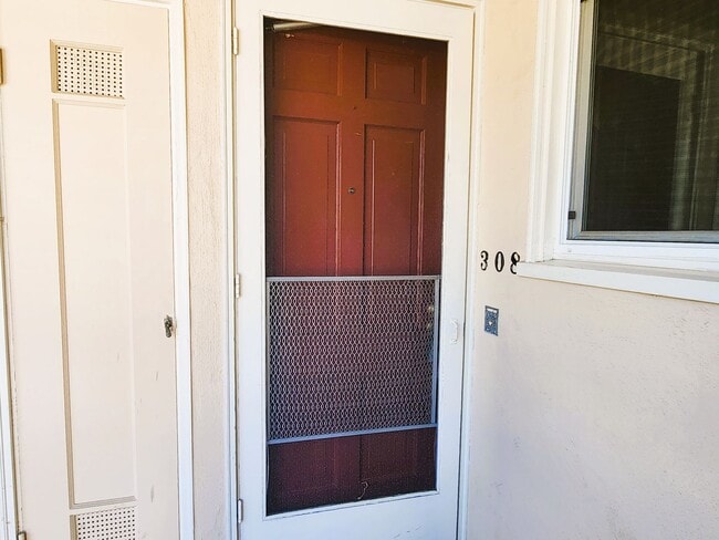 302-316 Kipling St in Palo Alto, CA - Building Photo - Building Photo