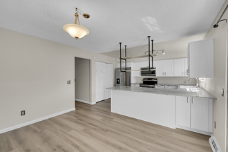 1827 Quail St in Lakewood, CO - Building Photo - Building Photo