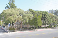 Shadow Hills Apartments in Thousand Oaks, CA - Foto de edificio - Building Photo