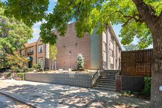 1326 N Corona Street in Denver, CO - Building Photo - Building Photo