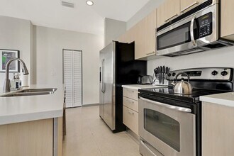 1700 SW 2nd Ave in Miami, FL - Building Photo - Building Photo