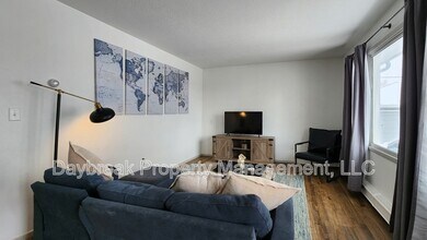 525 7th Ave E in West Fargo, ND - Building Photo - Building Photo