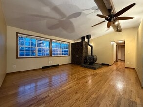 12915 E Blossey Ave in Spokane Valley, WA - Building Photo - Building Photo