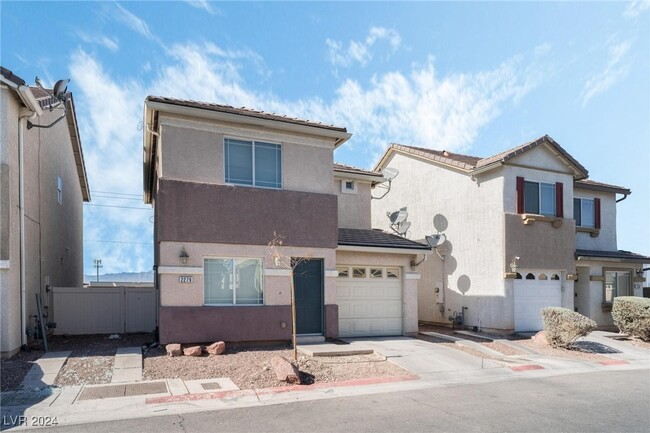 2279 Sunrise Ranch St in Las Vegas, NV - Foto de edificio - Building Photo