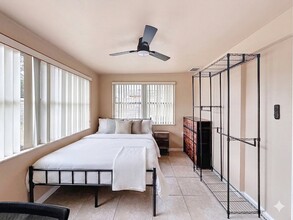 3632 Brompton Dr in Holiday, FL - Foto de edificio - Building Photo