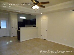 6610 Mia Way-Unit -#102 in San Antonio, TX - Building Photo - Building Photo