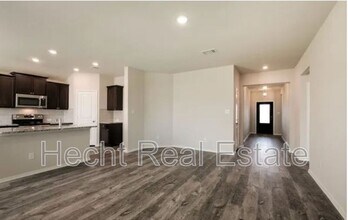 2448 Kylie Way in New Braunfels, TX - Building Photo - Building Photo