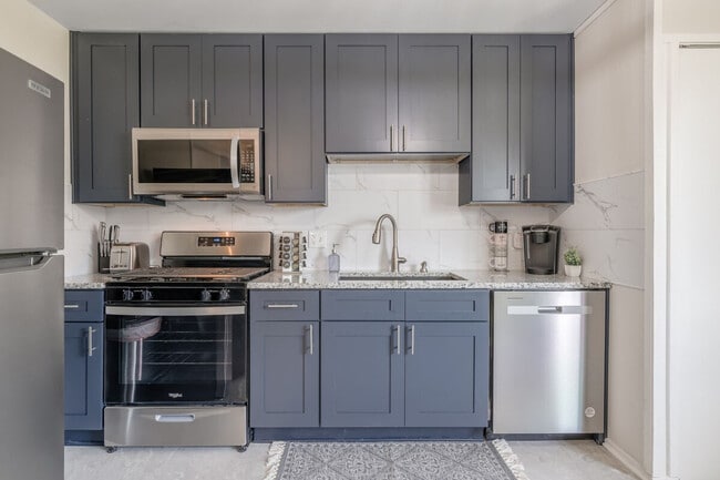 5601 N Northwood Rd in Kansas City, MO - Building Photo - Building Photo