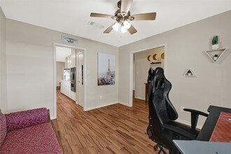 1109 Frances Dr in Rosenberg, TX - Building Photo - Building Photo