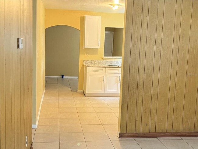300 Campus View Dr in Orlando, FL - Building Photo - Building Photo