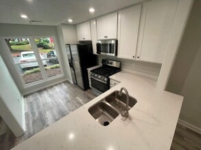 2260 Newport Landing in Alpharetta, GA - Building Photo - Building Photo