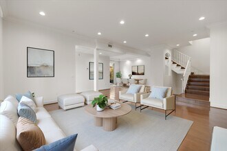 1032 3rd St in Santa Monica, CA - Building Photo - Building Photo