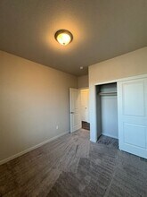 546 Country Hollow Dr in Fernley, NV - Building Photo - Building Photo