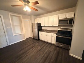 276 3rd St in Troy, NY - Building Photo