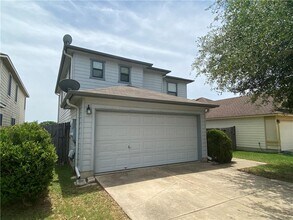 13205 Sea Biscuit Dr in Austin, TX - Building Photo - Building Photo