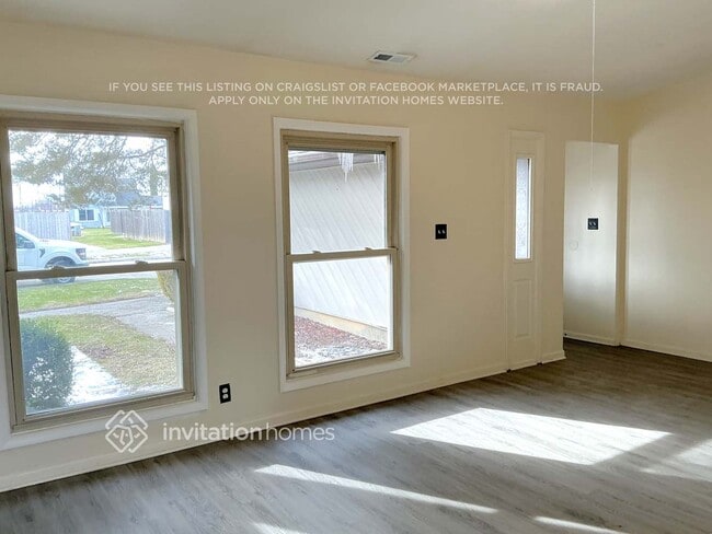 2218 Jasmine Dr in Crest Hill, IL - Building Photo - Building Photo