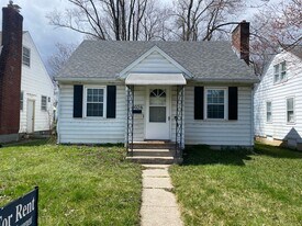 4028 Monroe St in Fort Wayne, IN - Building Photo