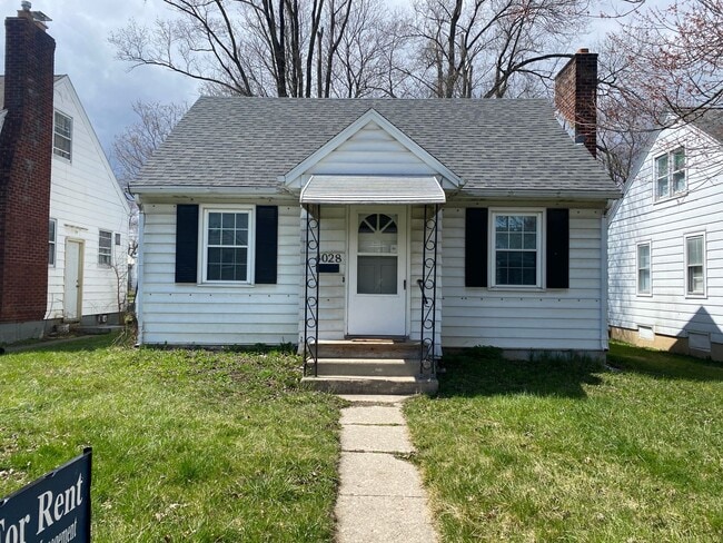 property at 4028 Monroe St