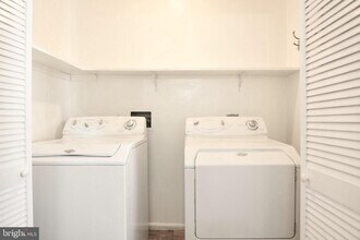 4036 Trapp Rd in Fairfax, VA - Building Photo - Building Photo