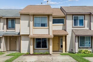 754 Quesnel Dr in Virginia Beach, VA - Building Photo