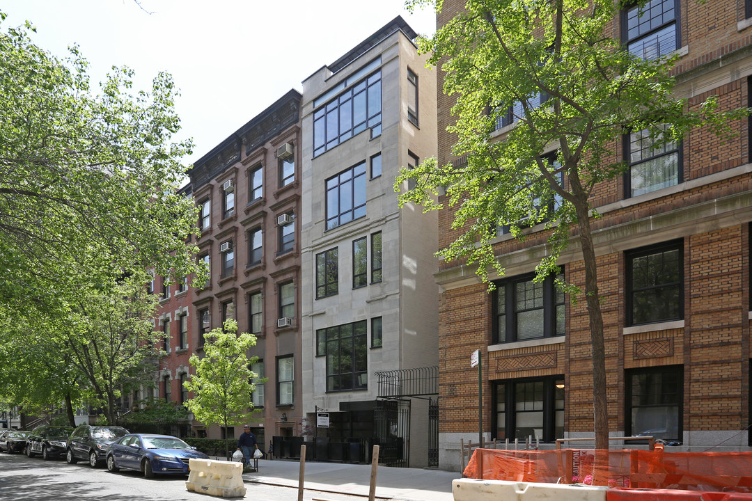 SFR - Not tracked by CoStar in New York, NY - Building Photo