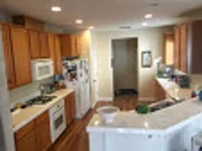 3301 N Park Dr in Sacramento, CA - Foto de edificio - Building Photo