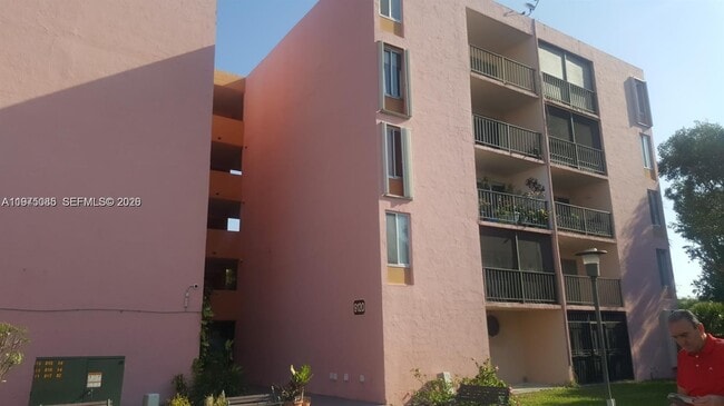 property at 9120 Fontainebleau Blvd